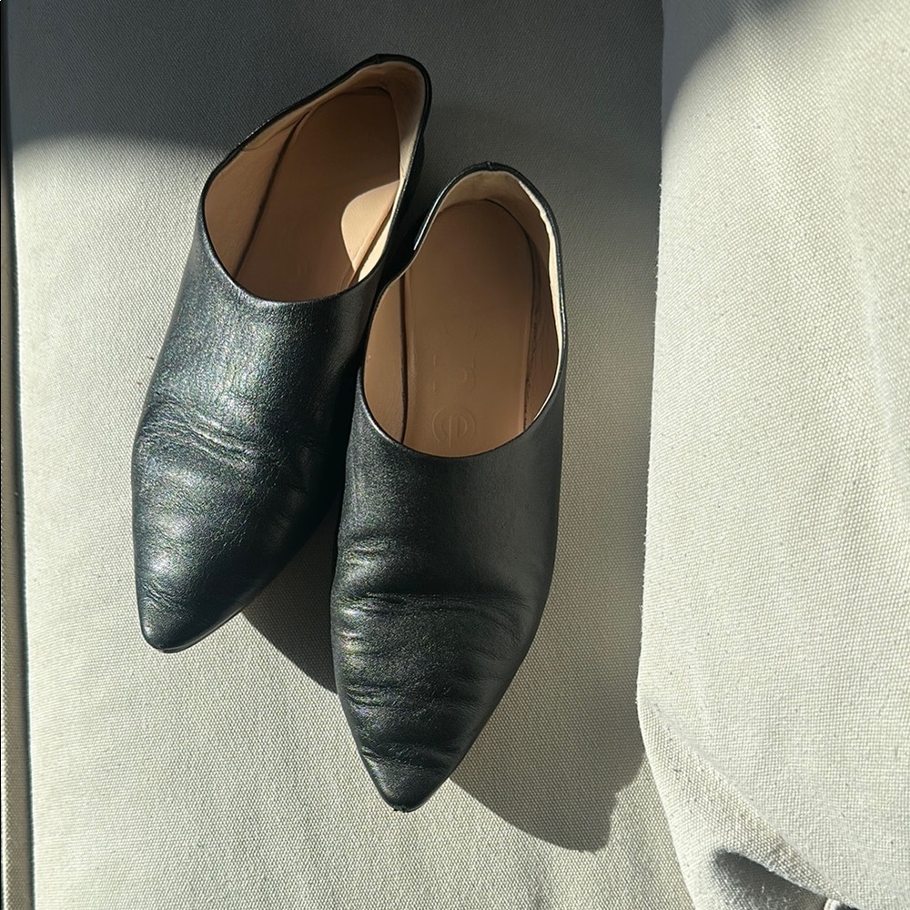 Acne Studios Amina Leather Flats